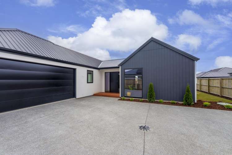 11 Lorenzos Lane Halswell_2