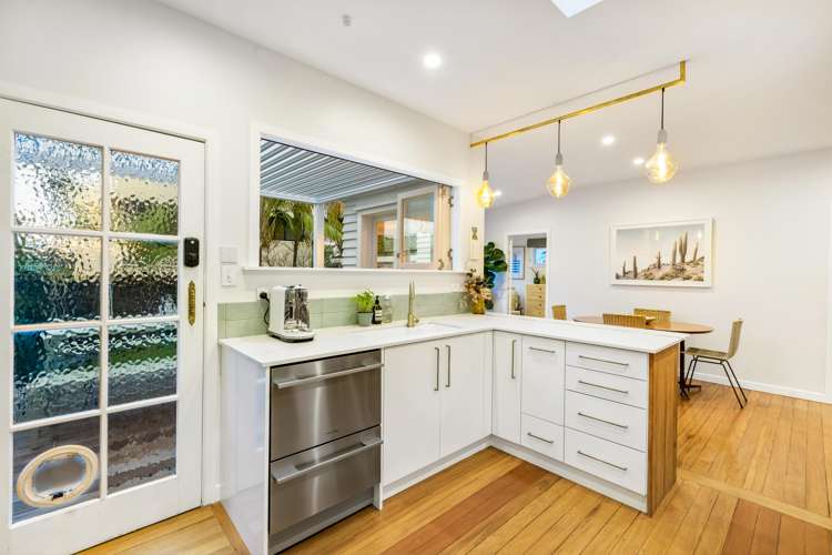 26 Gardner Avenue New Lynn_5