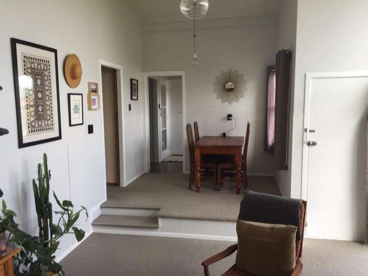 22a Forth Crescent Glenview_3