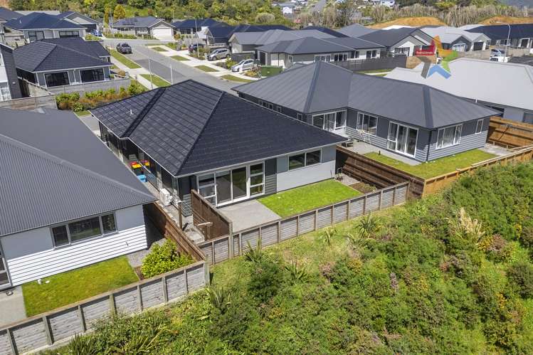 3 Takapo Grove Kelson_22