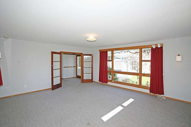 65 Moffat Drive Lincoln_16