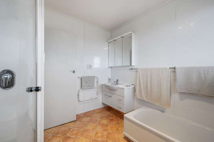 17 Coulter Road Owhata_10