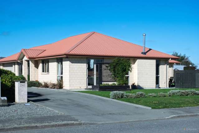 Exceptional Opportunity in a Prime Location!