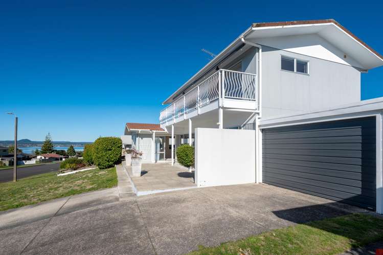 1/7 Reeves Road Acacia Bay_18