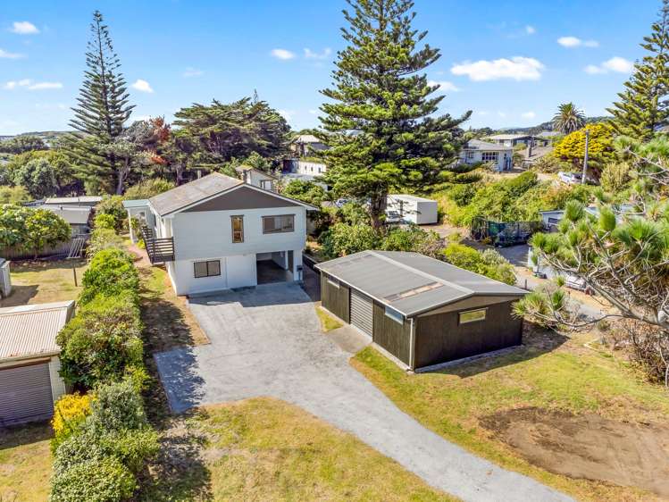 6 Toi Street Otaki Beach_1