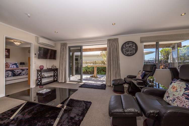 4 Kupe Street Carters Beach_21