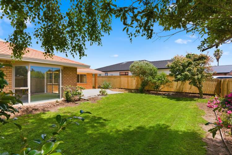 2 Leigh Place Paraparaumu Beach_32