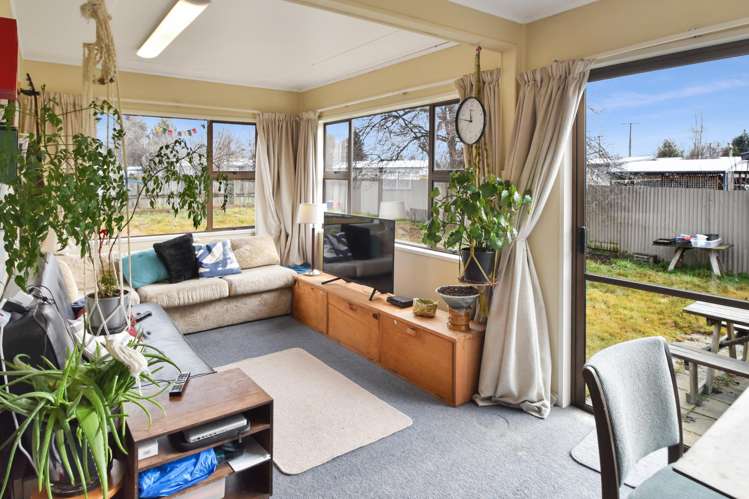 16 Maryburn Road Twizel_6