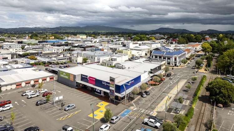 215 Russell Street North Hastings Central_2