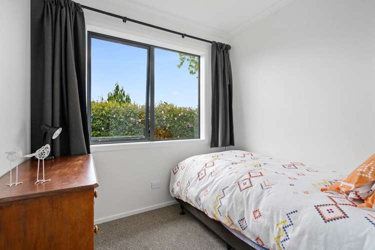 16 Cowley Drive Leamington_28