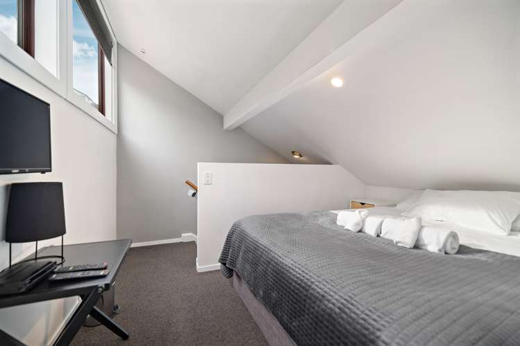 402 Frankton Road Queenstown_25