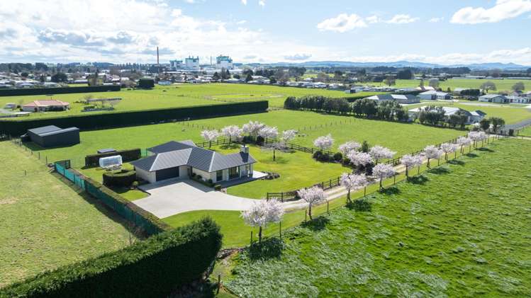 24 McKinnon Road Edendale_1