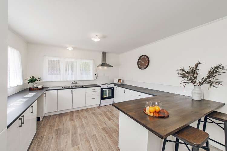 15 Middlepark Road Sockburn_6