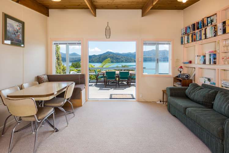 2453 Kenepuru Road Kenepuru Sound_8