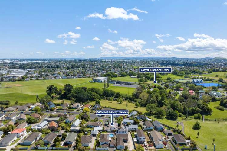 2/25 De Quincey Terrace Highland Park_14