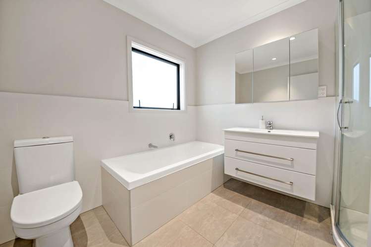 19 Waiarohia Place Hobsonville_17