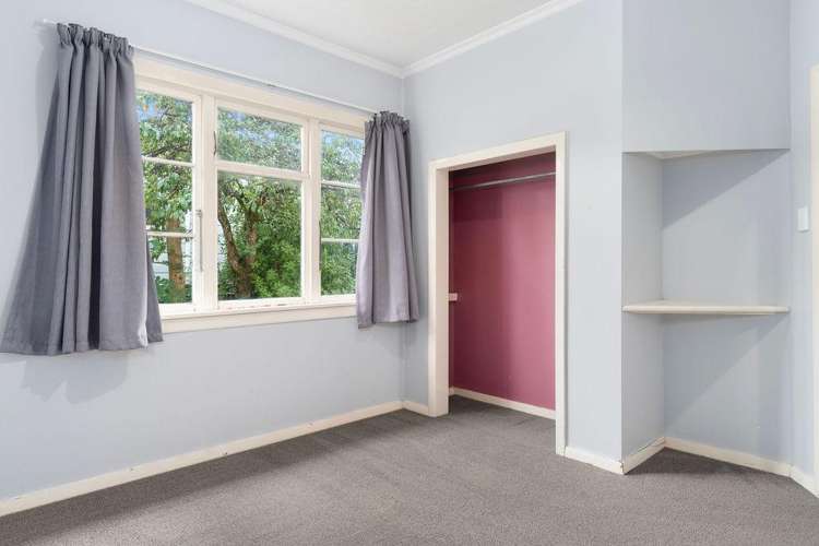 42 Wyndham Street Carterton_13