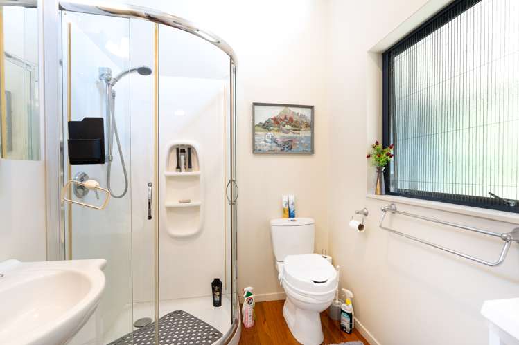 56 Walu Lane Matapouri_11