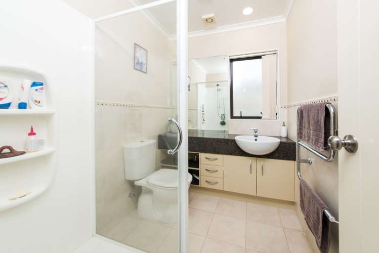 9 Briar Vale Place Flat Bush_8
