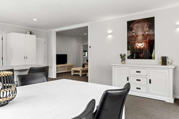 434 Whangamata Road Kinloch_19