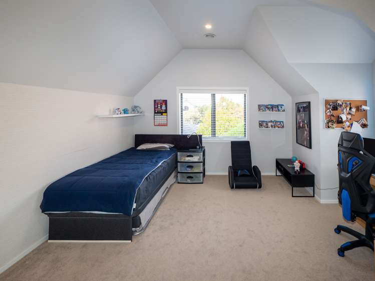 7 Claverton Grove Churton Park_16