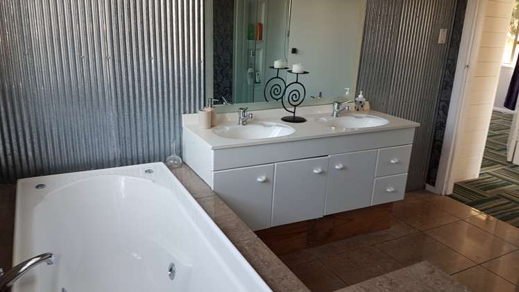 73 Moana Street Otaki Beach_9
