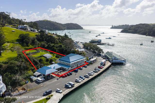 Trophy waterfront commercial opportunity