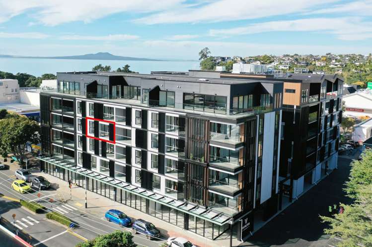 304/4 Bute Road Browns Bay_0