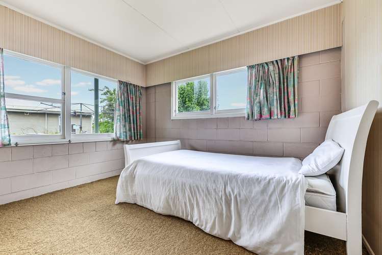 5 Pelorus Street Glenview_12