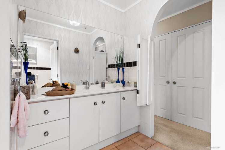 12 Gairloch Place Wattle Downs_8