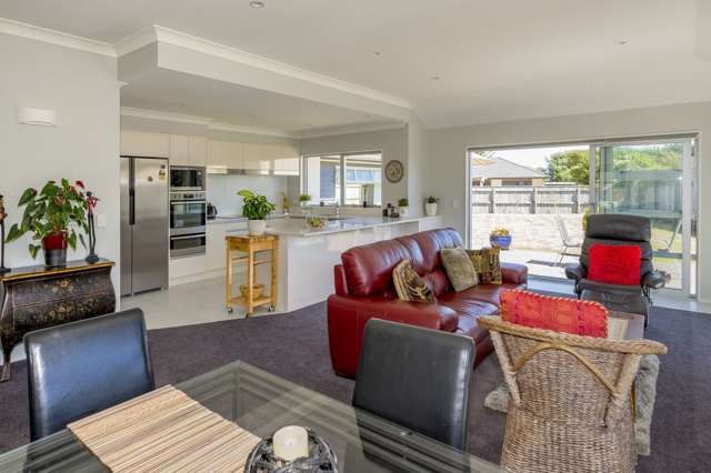 4 Pharazyn Avenue Waikanae Beach_2