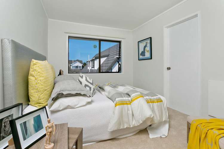 11 Penguin Drive Murrays Bay_19