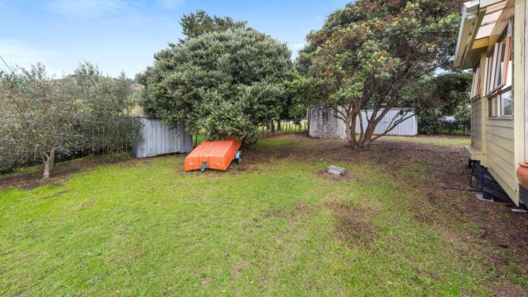 26 Cordyline Road Port Waikato_10