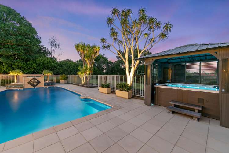 7 Burgundy Park Avenue Henderson_11