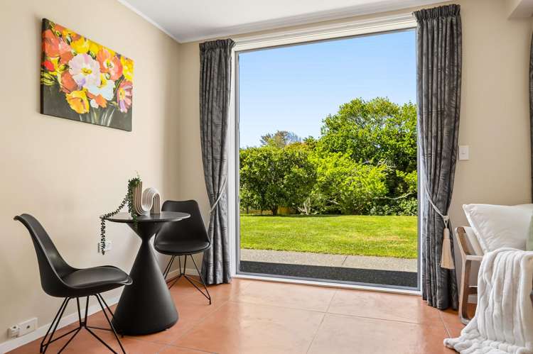 72 Golf Road New Lynn_15