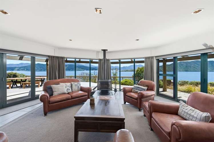 Ahitarakihi Bay Arapawa Island_8