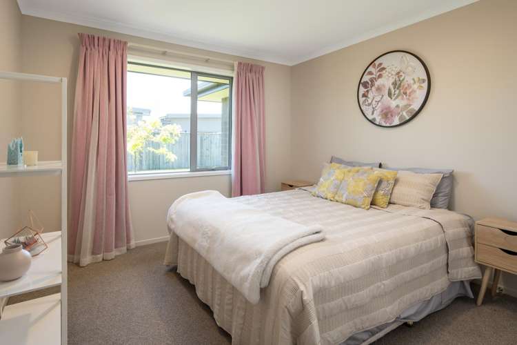 35 Corsair Crescent Burleigh_12