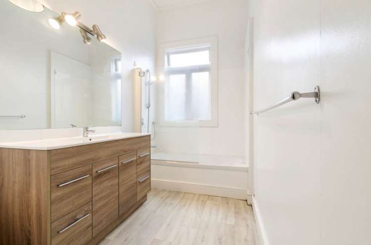 12 Royal Terrace Sandringham_21