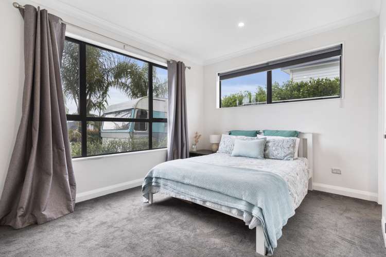 24 Flavell Drive Orewa_11