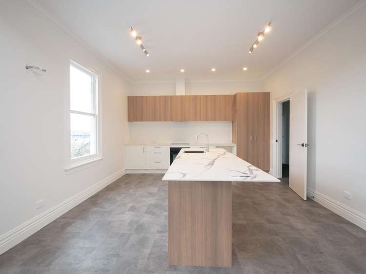 1/209 Cargill Street City Centre_4