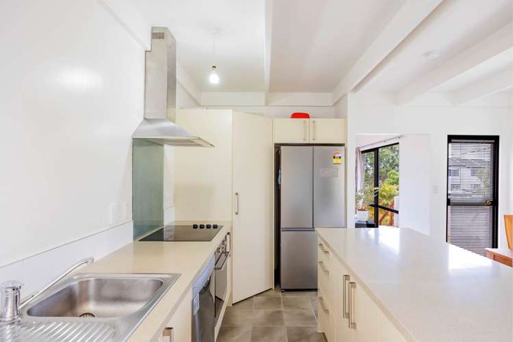 2/41 Merriefield Avenue Forrest Hill_6