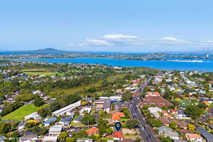 81 Onewa Road Northcote_4