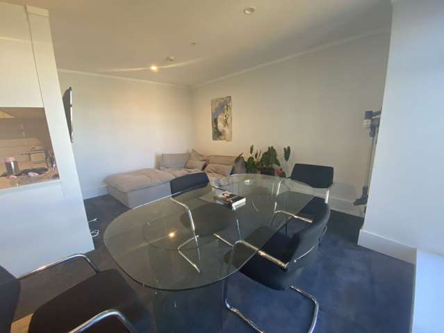 803/8-10 Whitaker Pl 10015_2