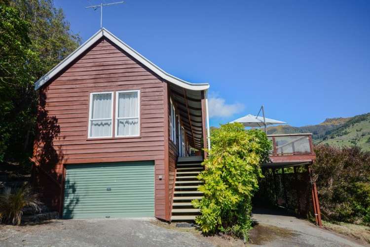 17 Settlers Hill Akaroa_32