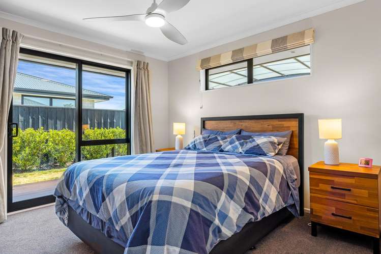 7 Helicon Street Pegasus_7