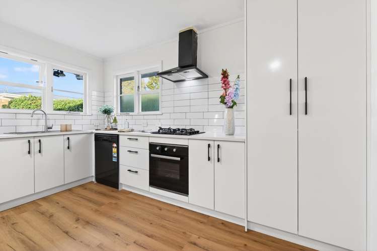 16 Fenwick Crescent Hillcrest_16