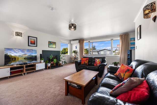 18 Manson Street Greerton_2