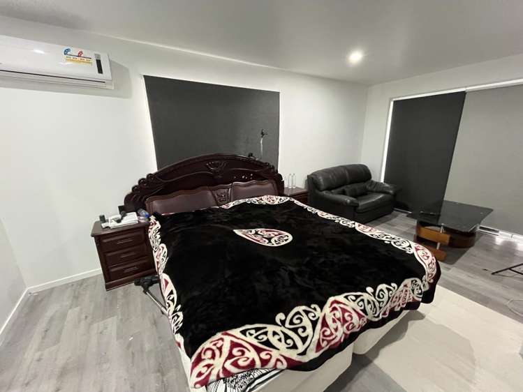 298 Birdwood Road Massey_6