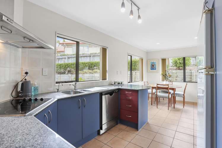 6 Rosebay Rise Henderson_8