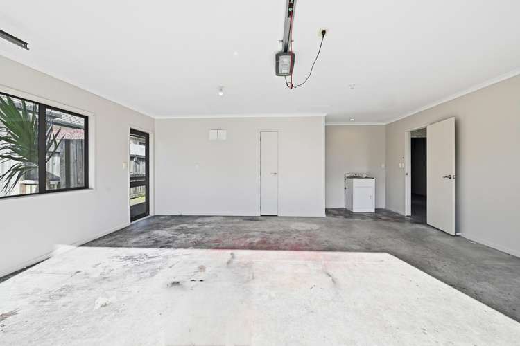 4 Owhatiura Drive Lynmore_18
